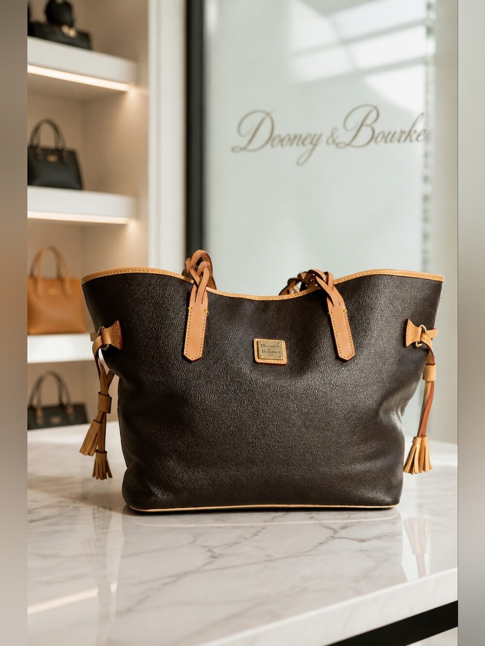Dooney & Bourke Pebble Grain Shopper Made In Mexico